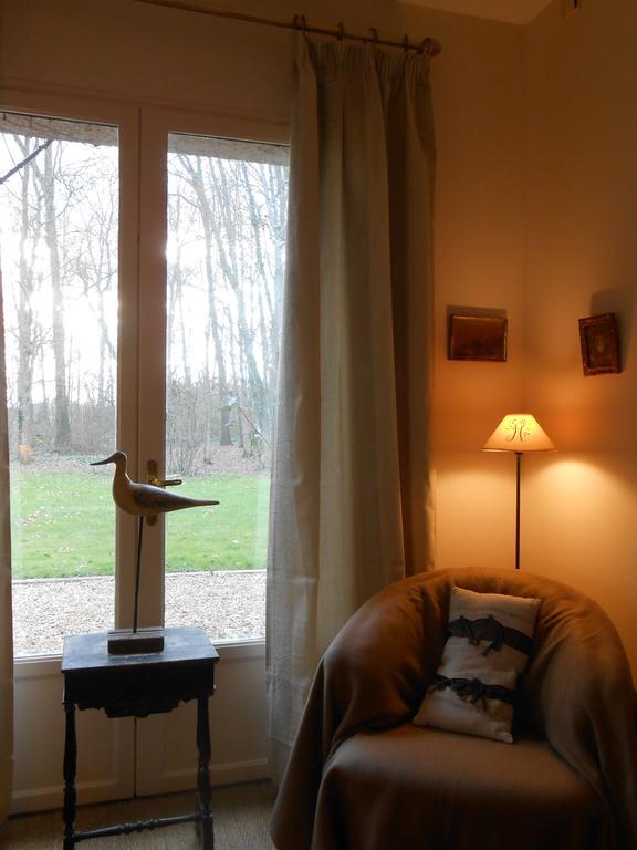 Bed and Breakfast Logis De La Paqueraie Saint-Branchs Exterior foto