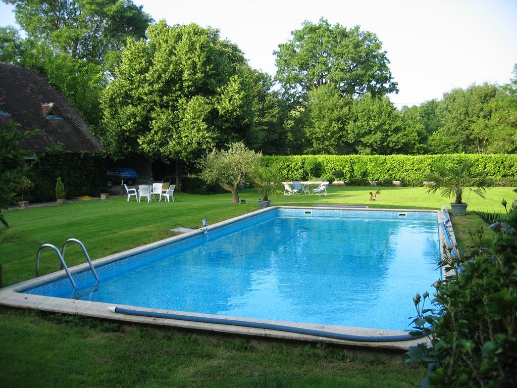 Bed and Breakfast Logis De La Paqueraie Saint-Branchs Exterior foto