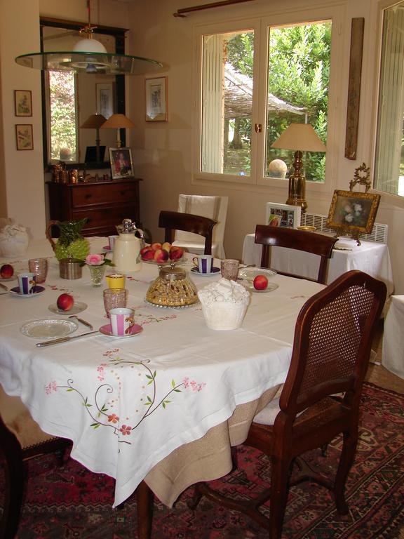 Bed and Breakfast Logis De La Paqueraie Saint-Branchs Exterior foto